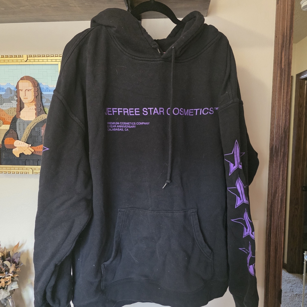Jeffree Star Fashion Black Hoodie with Pink Label